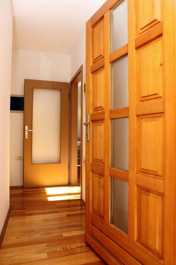 Peaceful Apartment Ankaran Sp מראה חיצוני תמונה